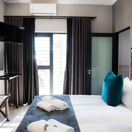 @Greys Guesthouse Блумфонтейн Экстерьер фото