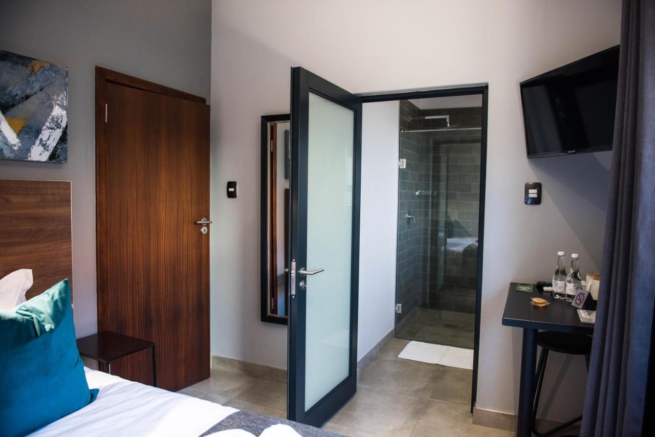 @Greys Guesthouse Блумфонтейн Экстерьер фото