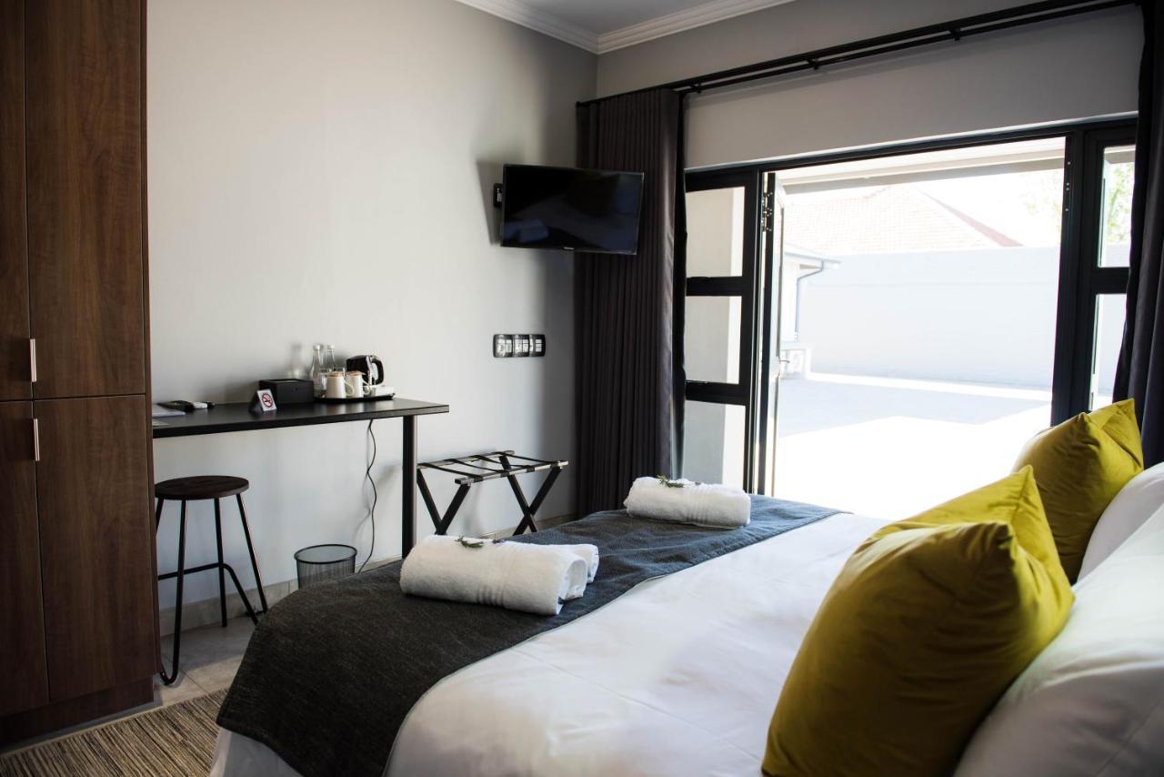 @Greys Guesthouse Блумфонтейн Экстерьер фото